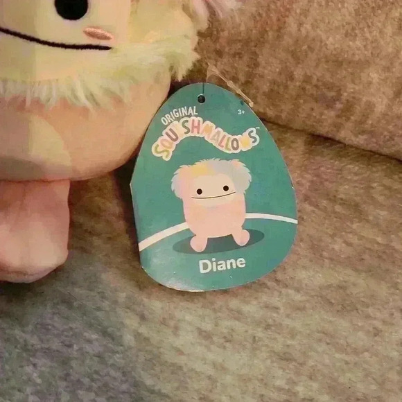 Squishmallows| Diane the 5” Pastel Rainbow Bigfoot NWT - Brand NEW - Picture 2 of 3